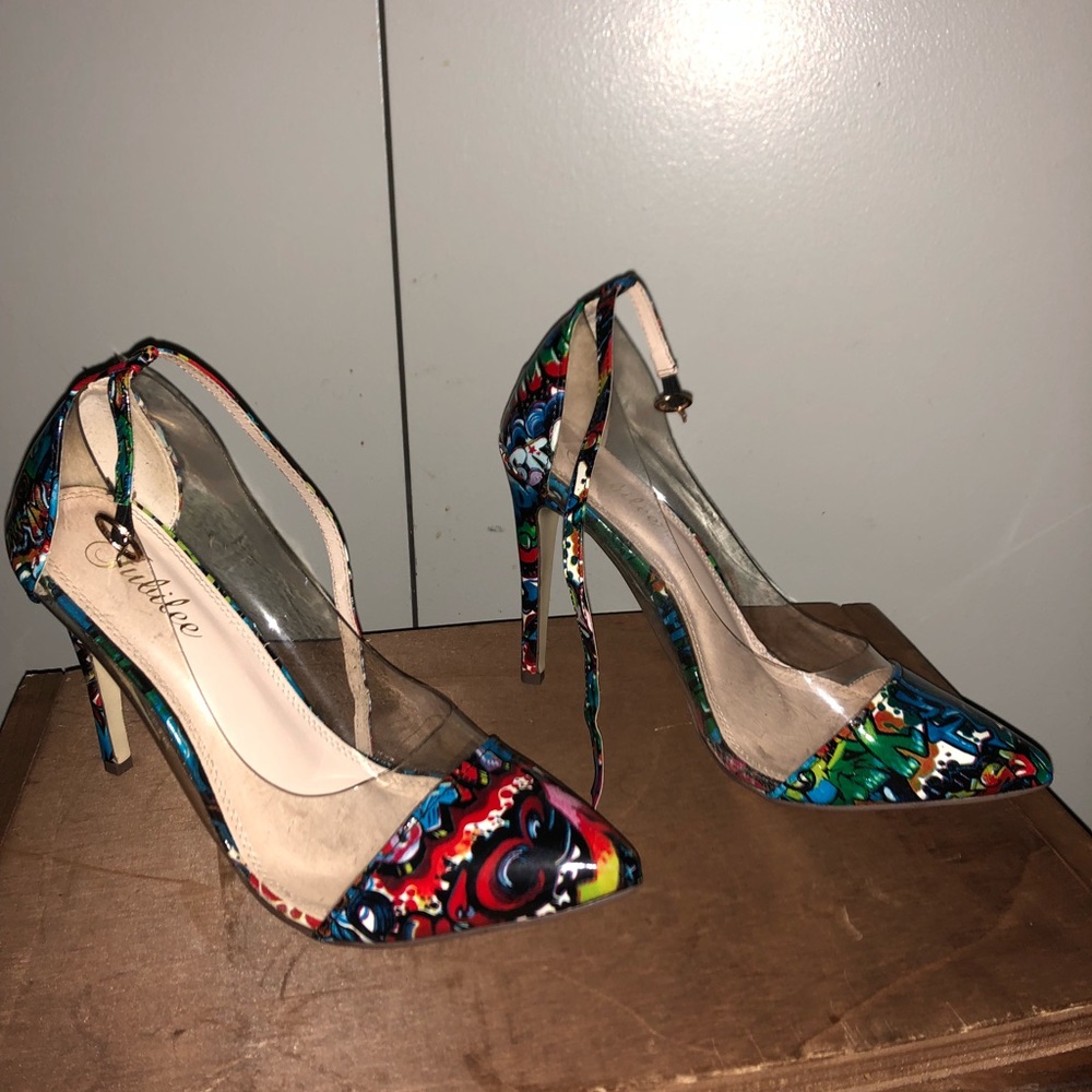 Heels - Picture 2 of 3